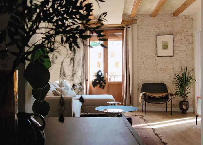 Market Home - Design s Historic Center